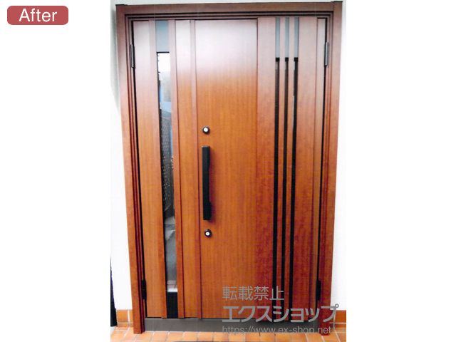 神奈川県相模原市のLIXIL リクシル（トステム）の玄関ドア リシェント玄関ドア3 断熱K4仕様 手動 親子仕様(ランマ無)R M83型 施工例