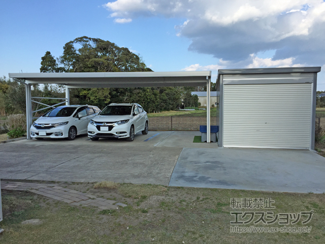 千葉県茂原市のLIXIL リクシル（トステム）のカーポート テリオスポートIII 1500 3台用 角柱4本柱 積雪〜50cm対応 施工例