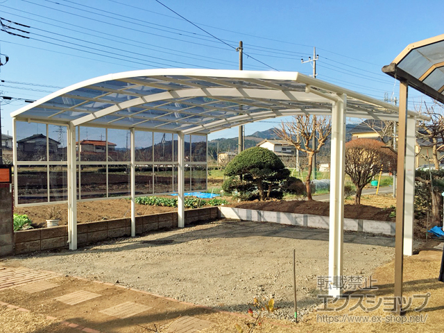 埼玉県日高市ののカーポート ネスカR (ラウンドスタイル) ワイド 積雪〜20cm対応 施工例