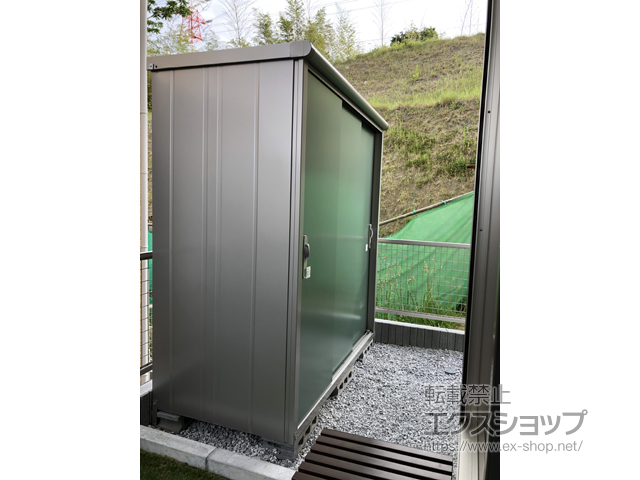 神奈川県横浜市のの物置・屋外倉庫 エスモ 一般型( ESE-1809A-EG) 施工例