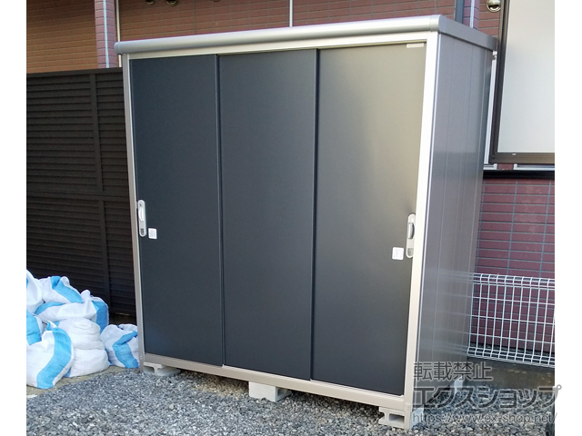 福島県郡山市のの物置・屋外倉庫 エスモ 一般型 1950×900×1959（ESE-1909A） ESE-1909A-SM 施工例