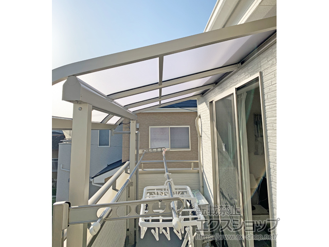 愛知県大府市ののバルコニー・ベランダ屋根 プレシオステラスII R型 屋根タイプ 単体 積雪〜20cm対応 施工例