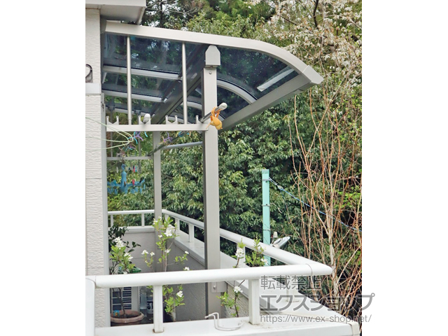 千葉県野田市ののバルコニー・ベランダ屋根 プレシオステラスII R型 屋根タイプ 単体 積雪〜20cm対応 施工例