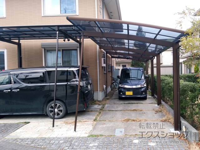 栃木県小山市ののカーポート プレシオスポート 縦連棟 積雪〜20cm対応 施工例