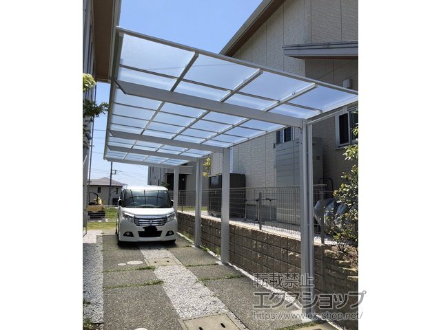 東京都八王子市ののカーポート ネスカＦ (フラットスタイル) 縦連棟 積雪〜20cm対応 施工例
