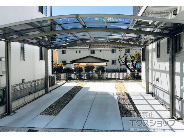 愛知県岡崎市ののカーポート ネスカR (ラウンドスタイル) ワイド 積雪〜20cm対応 施工例