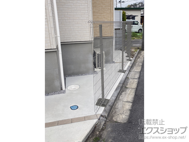 埼玉県狭山市ののフェンス・柵 イーネットフェンス1F型 高尺タイプ 自由柱施工 施工例