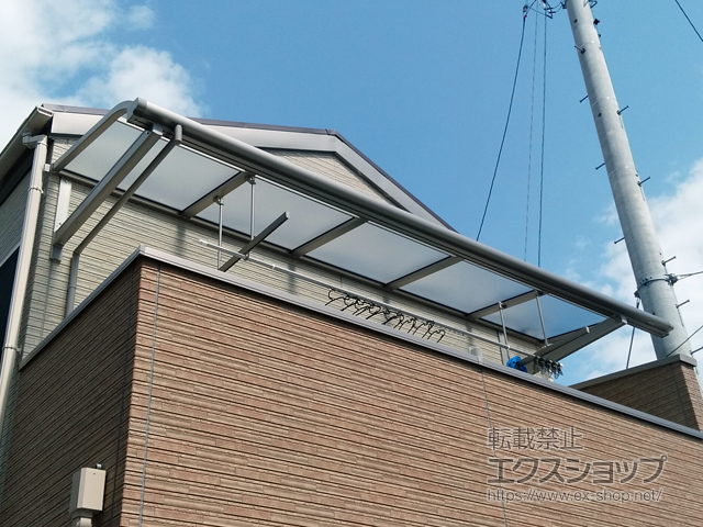 静岡県静岡市ののバルコニー・ベランダ屋根 スピーネ R型 ルーフタイプ 単体 積雪〜20cm対応 施工例