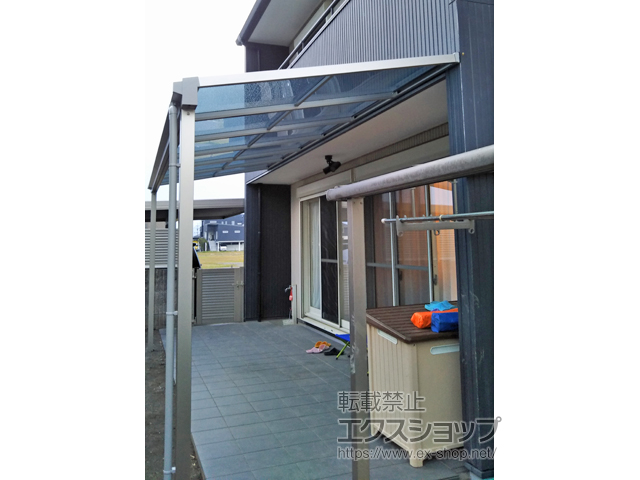 鹿児島県霧島市ののテラス屋根 ソラリア F型 テラスタイプ 単体 積雪〜20cm対応 施工例