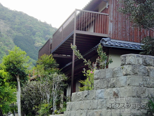 和歌山県東牟婁郡古座川町ののバルコニー ルシアスバルコニー 柱建式 たて格子 単体 施工例