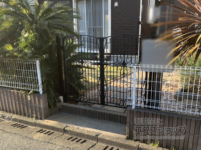 千葉県千葉市のの門扉 キャスリート6型 両開き 門柱タイプ 施工例
