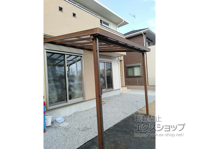 群馬県伊勢崎市ののテラス屋根 シュエット テラスタイプ 単体 積雪〜20cm対応 施工例