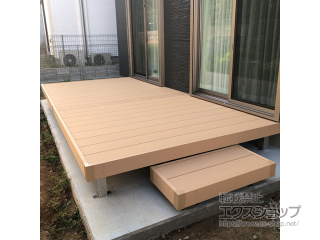 神奈川県秦野市ののウッドデッキ リウッドデッキ 200 施工例