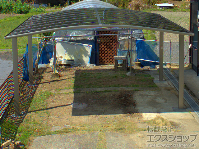 高知県香美市ののカーポート ネスカR (ラウンドスタイル) ワイド 積雪〜20cm対応 施工例