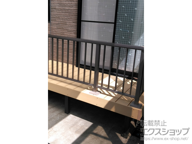 愛知県丹羽郡大口町ののウッドデッキ 樹ら楽ステージ＋樹ら楽ステージ モダンデッキフェンス ベース仕様 施工例