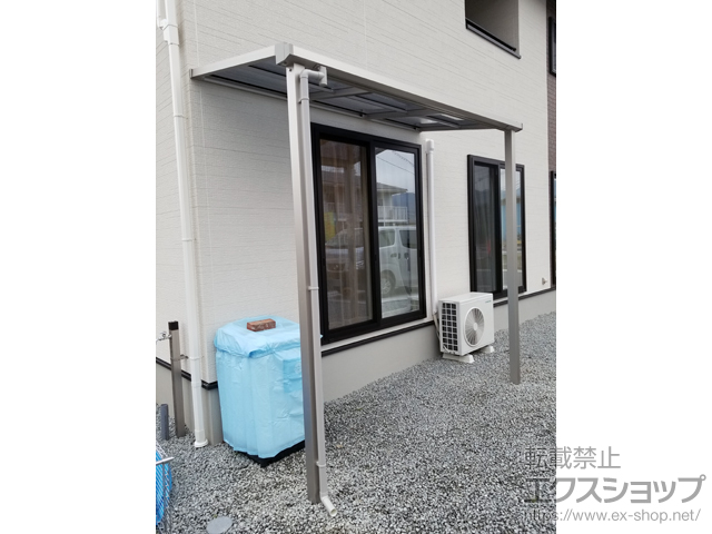 山梨県甲府市ののテラス屋根 プレシオステラスII F型 テラスタイプ 単体 積雪〜20cm対応 施工例