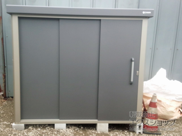 神奈川県横浜市のの物置・屋外倉庫 エスケーエイト SK8-100 一般型 2200×1600×1940 SK8-100-GK 施工例