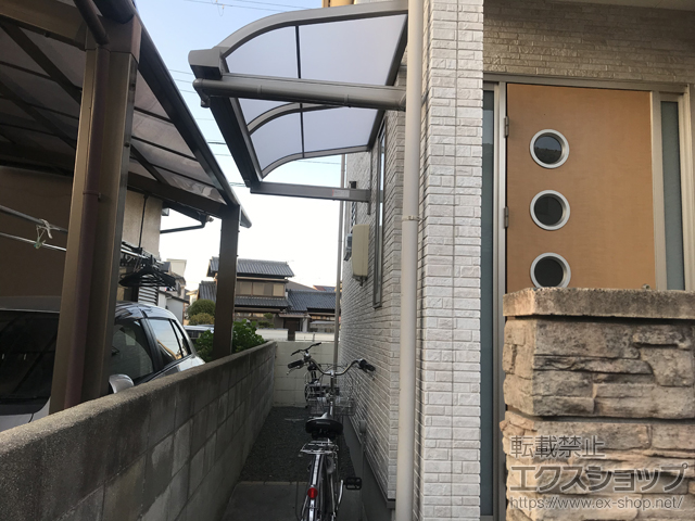 兵庫県加古川市ののテラス屋根 スピーネ R型 ルーフタイプ 単体 積雪〜20cm対応 施工例