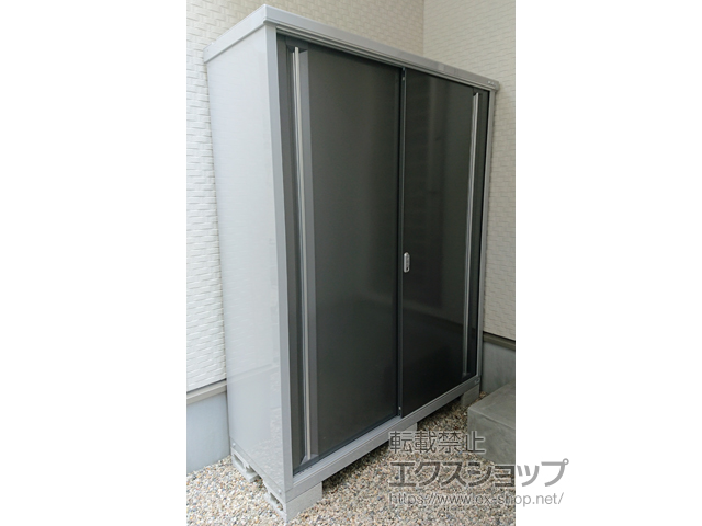 愛知県知多市のの物置・屋外倉庫 シンプリー 一般型 1520×515×1903 MJX-155E-P-【PG】 施工例