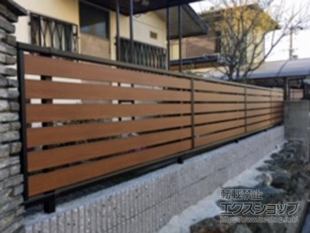 大阪府大阪狭山市ののフェンス・柵 モクアルフェンス 横板タイプ 自由柱施工 施工例