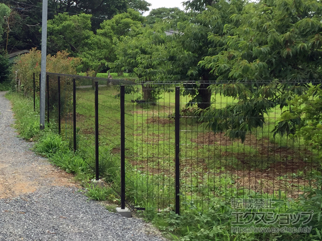 ののフェンス・柵 イーネットフェンス1F型 高尺タイプ 自由柱施工 施工例