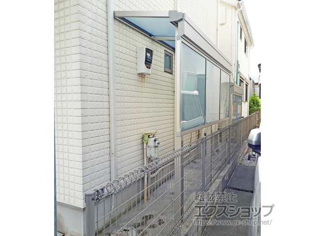 東京都小金井市ののテラス屋根 ソラリア F型 テラスタイプ 単体 積雪〜20cm対応 施工例
