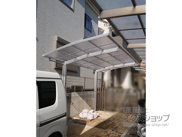 大阪府枚方市ののバルコニー・ベランダ屋根 ソラリア R型 屋根タイプ 連棟 積雪〜20cm対応 施工例