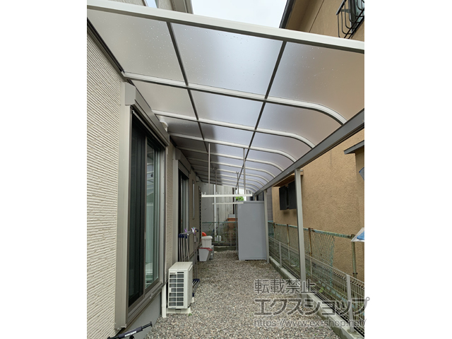 奈良県橿原市ののテラス屋根 ソラリア R型 テラスタイプ 三連棟 積雪〜20cm対応 施工例