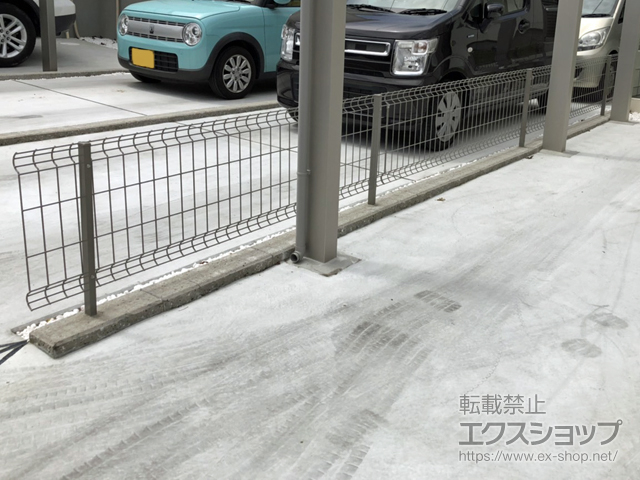 奈良県大和郡山市ののフェンス・柵 イーネットフェンス 3F型 自由柱施工 施工例