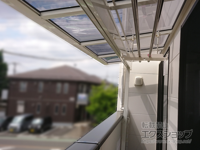 埼玉県さいたま市ののバルコニー・ベランダ屋根 スピーネ F型 1500 屋根タイプ 単体 積雪〜50cm対応 施工例