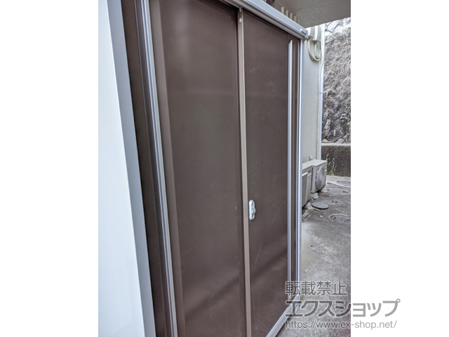 奈良県生駒市のの物置・屋外倉庫 シンプリー 一般型 1320×615×1903（MJX-136E-P） MJX-136E-P-TB 施工例