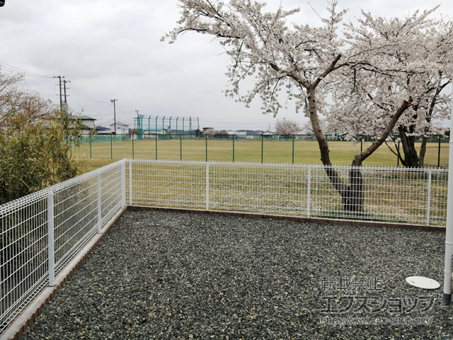 宮城県栗原市ののフェンス・柵 メッシュフェンス G10-R　　自由柱 施工例