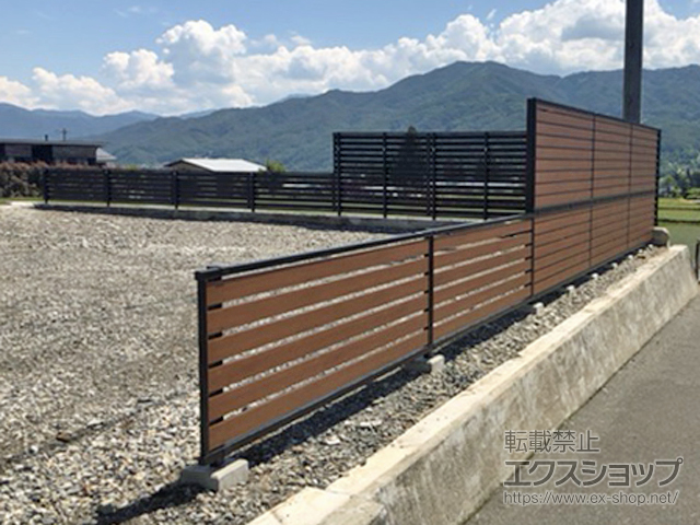 長野県上伊那郡飯島町ののフェンス・柵 モクアルフェンス 横板タイプ 自由柱施工 施工例