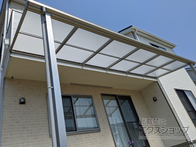 栃木県那須塩原市ののテラス屋根 ソラリア F型 テラスタイプ 単体 積雪〜20cm対応 施工例