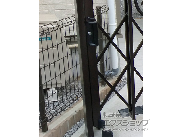 東京都調布市ののフェンス・柵 ハイグリッドフェンス UF8型 フリーポールタイプ 施工例