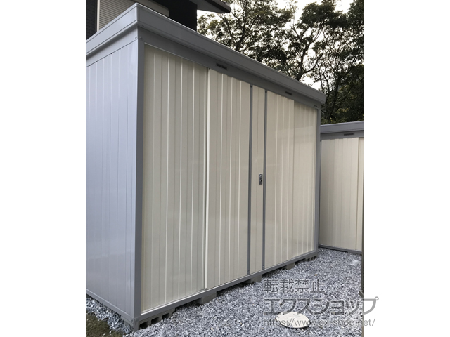 福岡県北九州市のの物置・屋外倉庫 ネクスタ 一般型 3050×1790×2375（NXN-55H） NXN-55H-FW 施工例