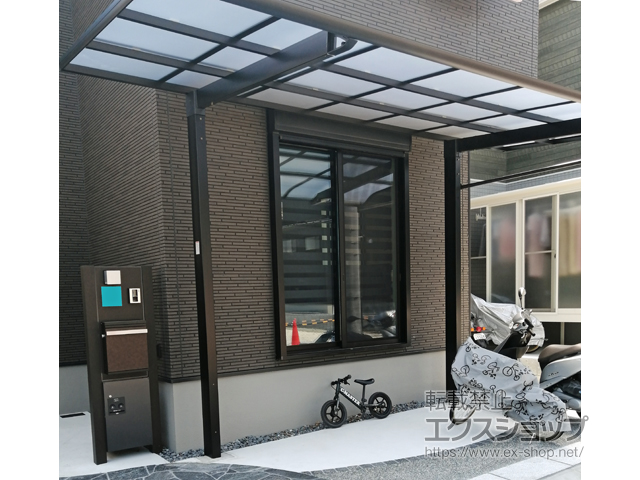 大阪府枚方市のLIXIL リクシル（トステム）のカーポート レガーナポートシグマIII 積雪〜20cm対応　雨樋あり 施工例