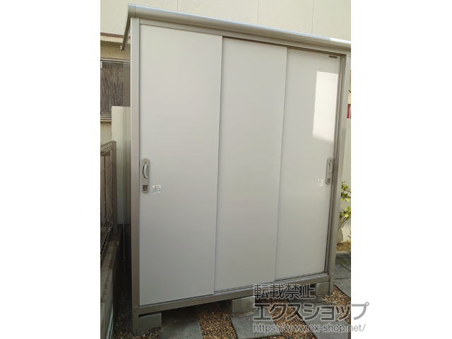 兵庫県明石市のの物置・屋外倉庫 エスモ 一般型 1650×900×1959 ESE-1609A-PW 施工例