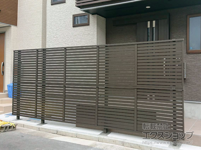 神奈川県川崎市ののフェンス・柵 フェンスAB YS2型 横スリット2 多段柱 施工例