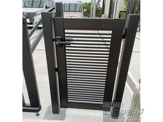 のの門扉 シンプレオ門扉1型 横格子 片開き 門柱使用 施工例