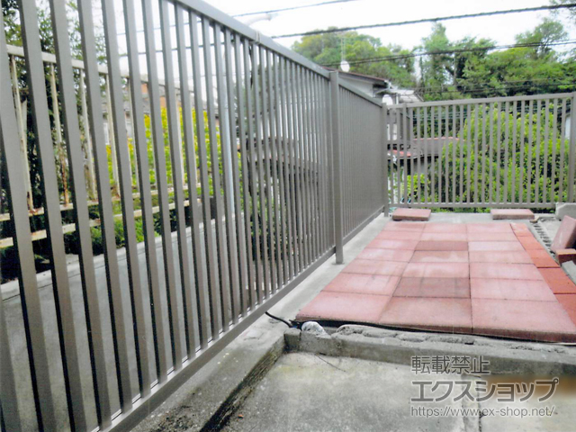 神奈川県横浜市ののフェンス・柵 フェンスAB TR3 縦格子3 フリーポールタイプ 施工例