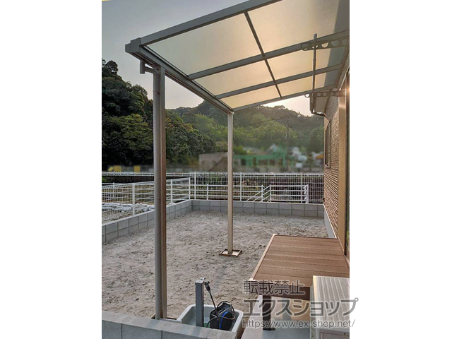 鹿児島県鹿児島市ののテラス屋根 ソラリア F型 テラスタイプ 単体 積雪〜20cm対応 施工例