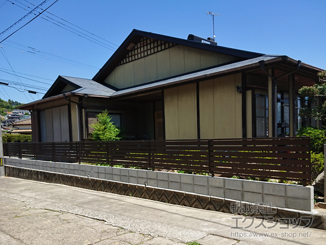 長崎県東彼杵郡川棚町ののフェンス・柵 シンプレオフェンスSY1型 横スリット 自由柱施工 施工例