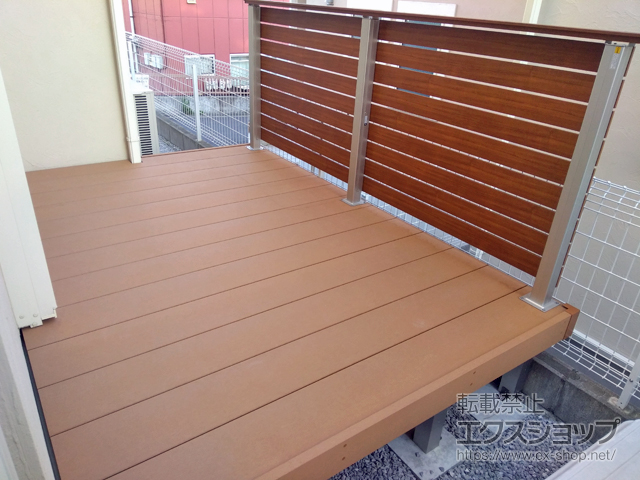 神奈川県横浜市ののウッドデッキ リウッドデッキ 200 施工例