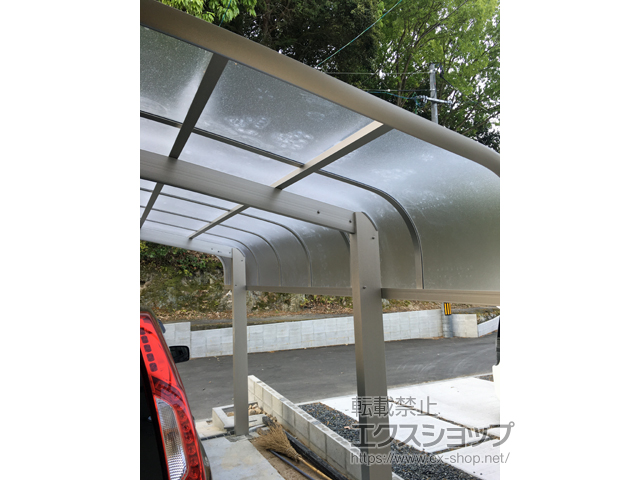 広島県広島市ののカーポート レイナキャップポートグラン　積雪〜20cm対応 施工例