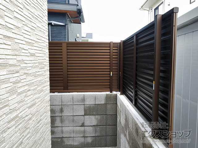 香川県丸亀市ののフェンス・柵 シンプレオフェンス13型 ルーバー　自由柱施工 施工例