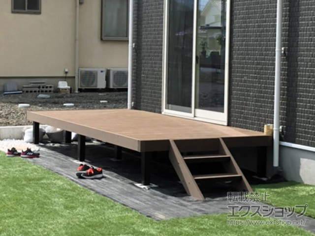 山梨県南アルプス市ののウッドデッキ リウッドデッキ 200 施工例