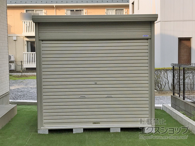 茨城県つくば市のの物置・屋外倉庫 Mr.ストックマンダンディ (シャッター扉) 一般型 2200×1922×2110 NDE-2219-W 施工例