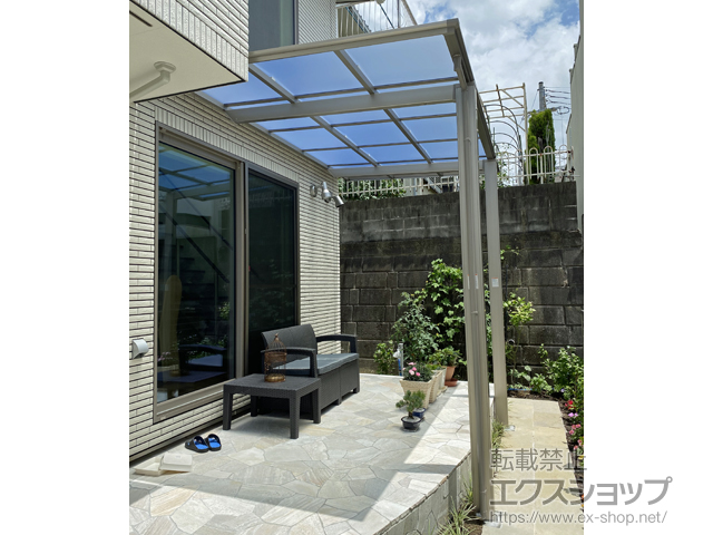 兵庫県川西市ののテラス屋根 フーゴF 独立テラスタイプ 単体 積雪〜20cm対応 施工例