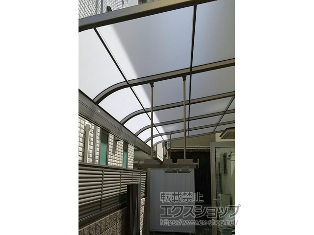 大阪府大阪市ののテラス屋根 スピーネ R型 テラスタイプ 単体 積雪〜20cm対応 施工例